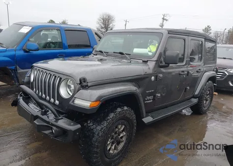 2020 Jeep Wrangler Unlimited Sahara 4X4 z USA, uszkodzony, nr VIN 1C4HJXEN7LW336355